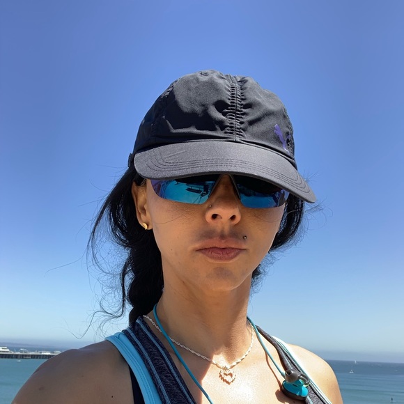 Meet your Posher, Ruthy - Picture 1 of 4